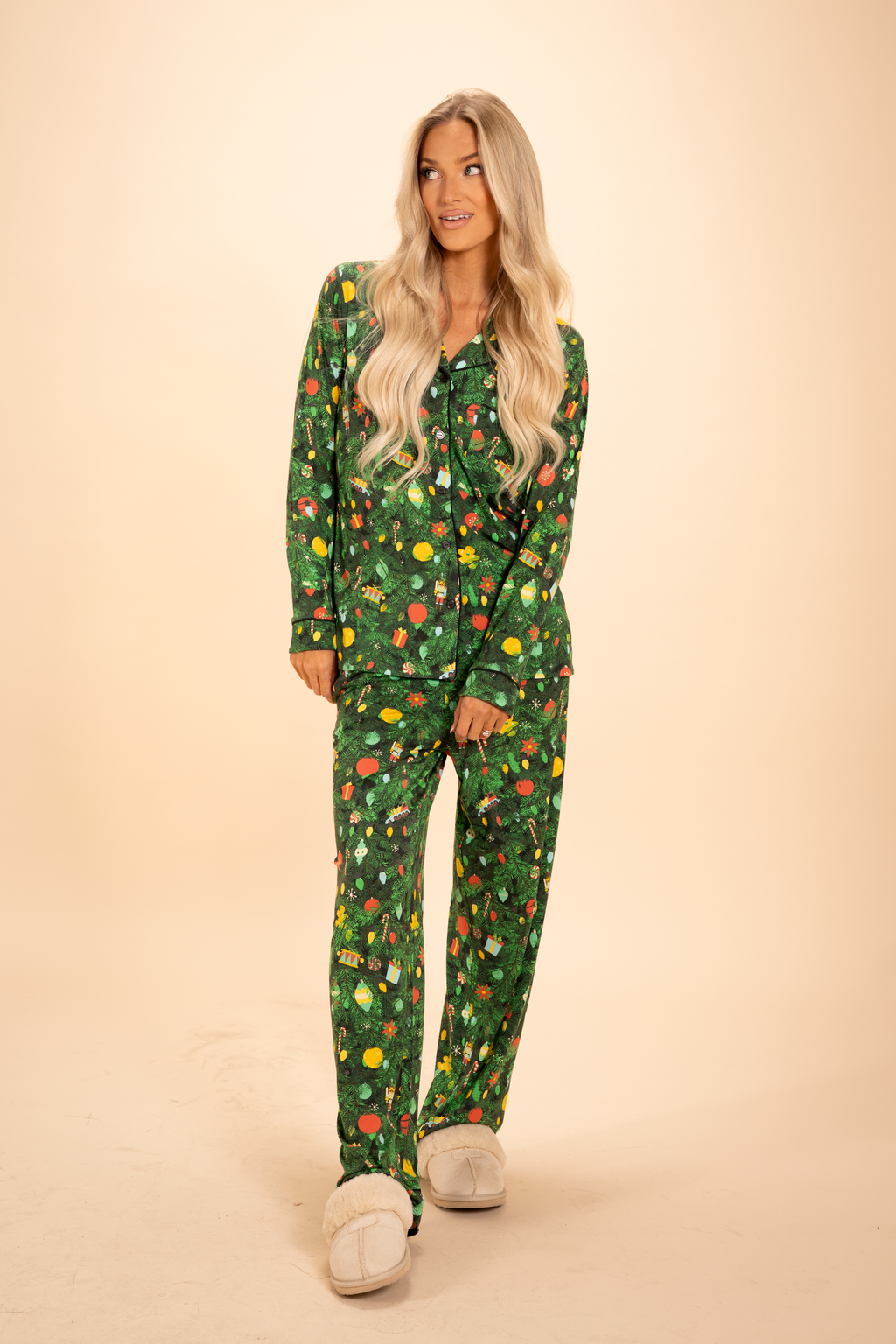 The Christmas Tree Camo | Christmas Tree SleepDeep™ Women’s Long Sleeve Pajama Set - Shinesty