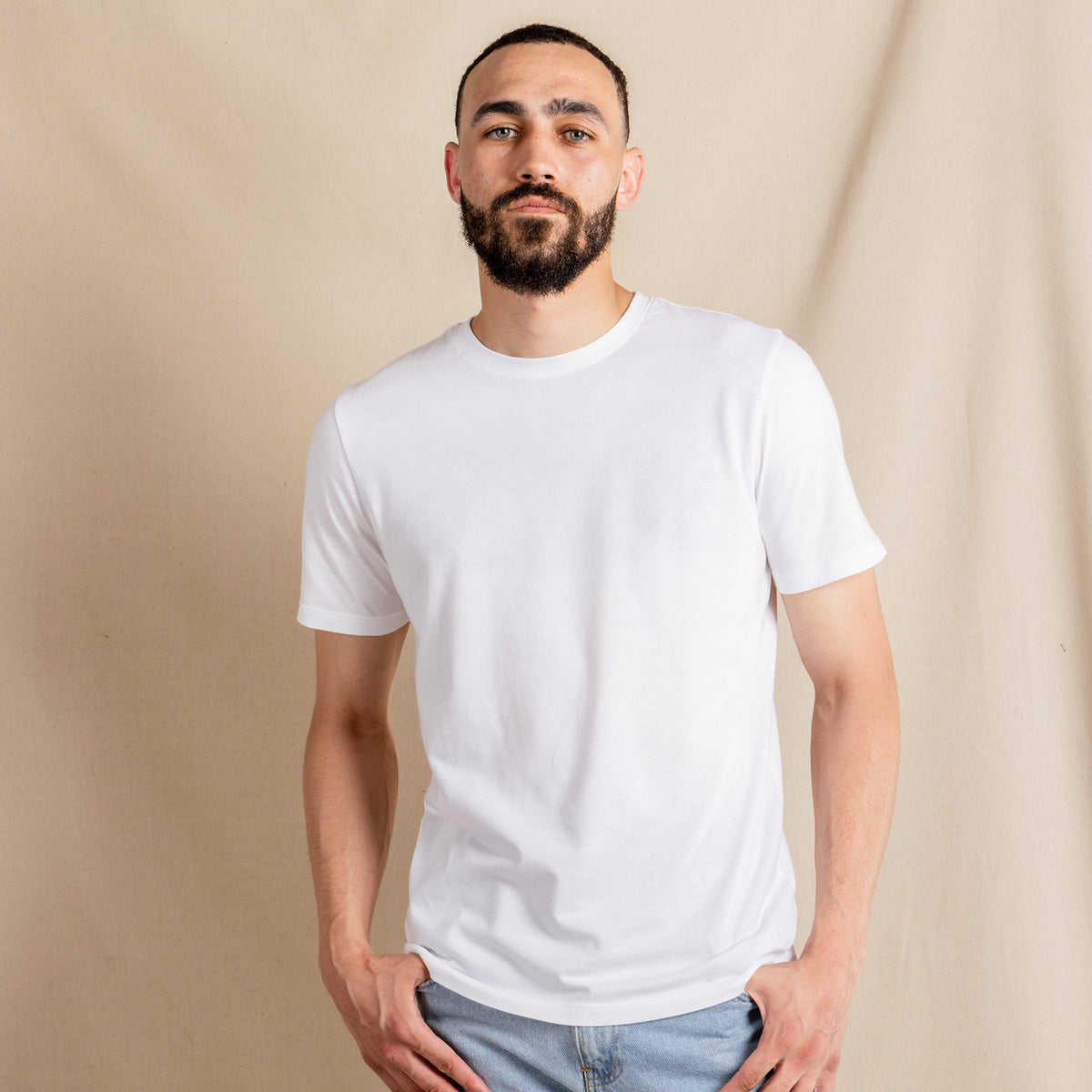 The Cloud 9 | White Everyman™ T Shirt - Shinesty
