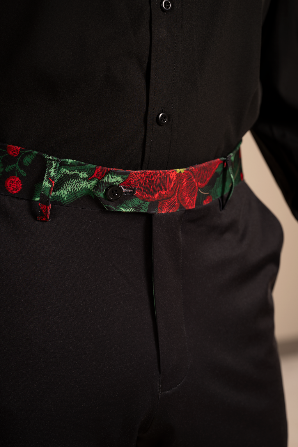 The Centerpiece | Poinsettia Men's Printed Suit Pants - Shinesty