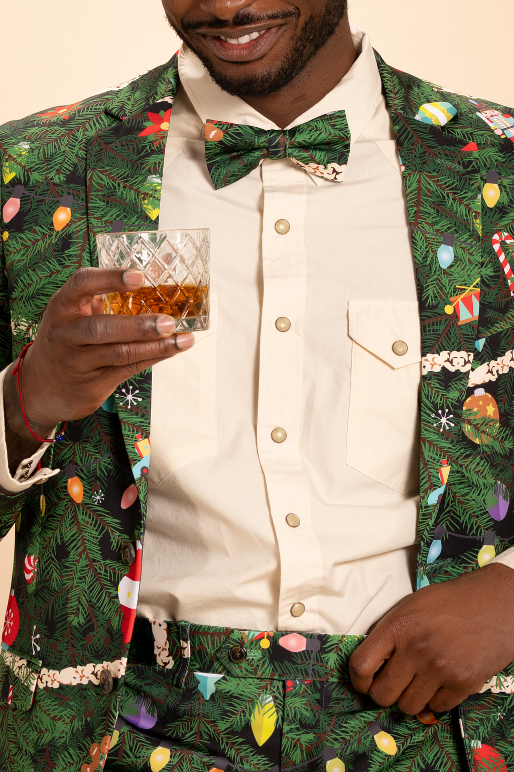 The Christmas Tree Camo | Christmas Tree Print Men's Printed Bow Tie - Shinesty
