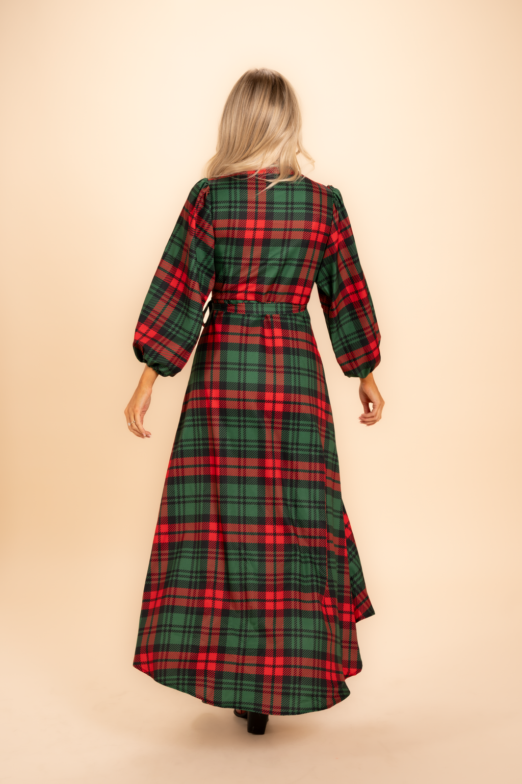 The Lincoln Log Love Lady | Women's Green Plaid Christmas Long Sleeve Dress - Shinesty