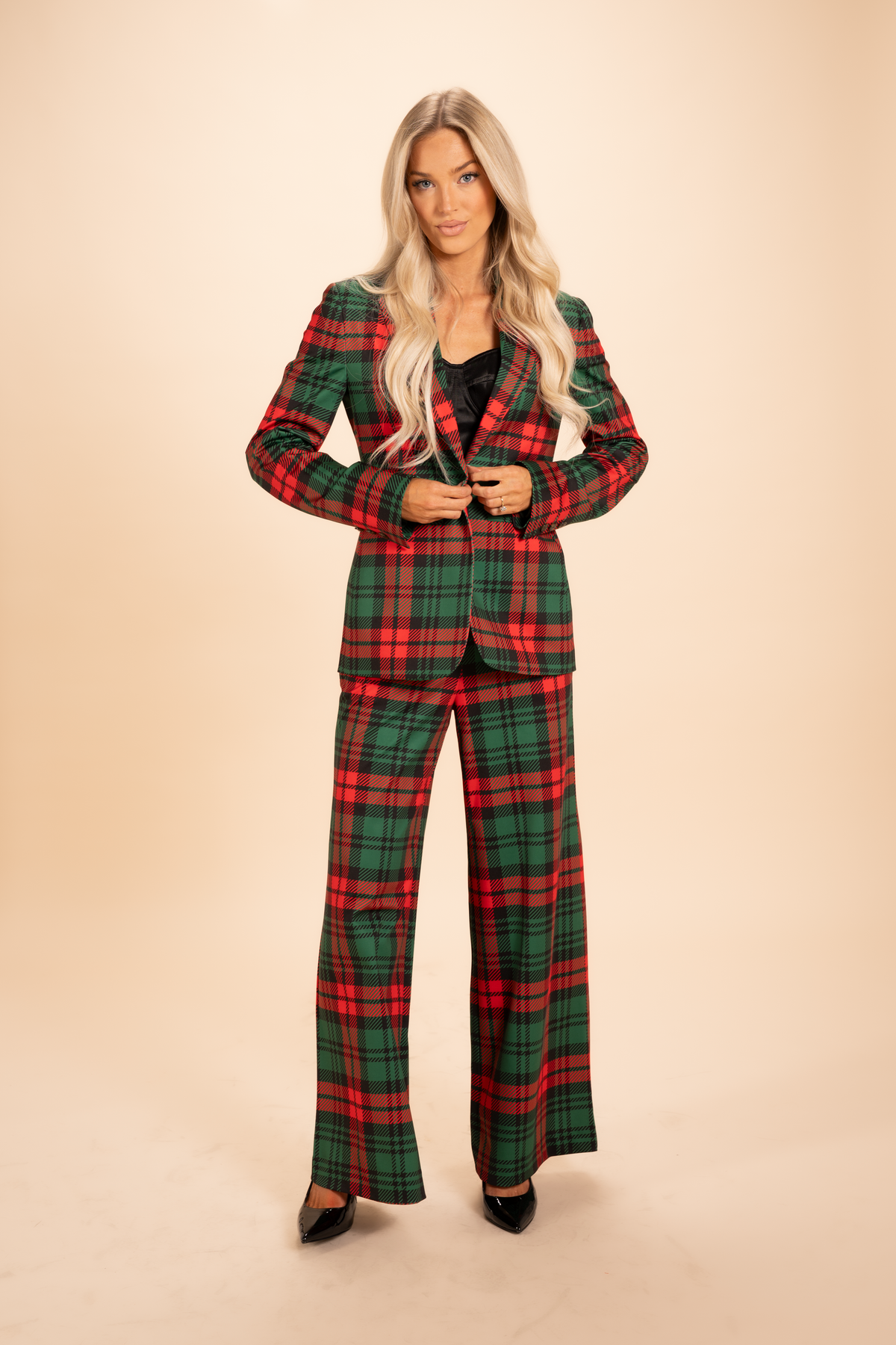 The Lincoln Log Love Lady | Women's Green Plaid Christmas Notch Collar Lined Blazer - Shinesty