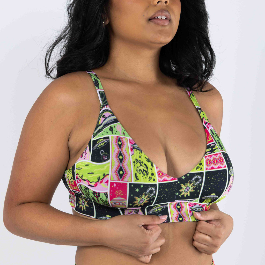 The Area 51 | Retro-Futuristic Alien Boob Hammock™ Plunge Bralette - Shinesty