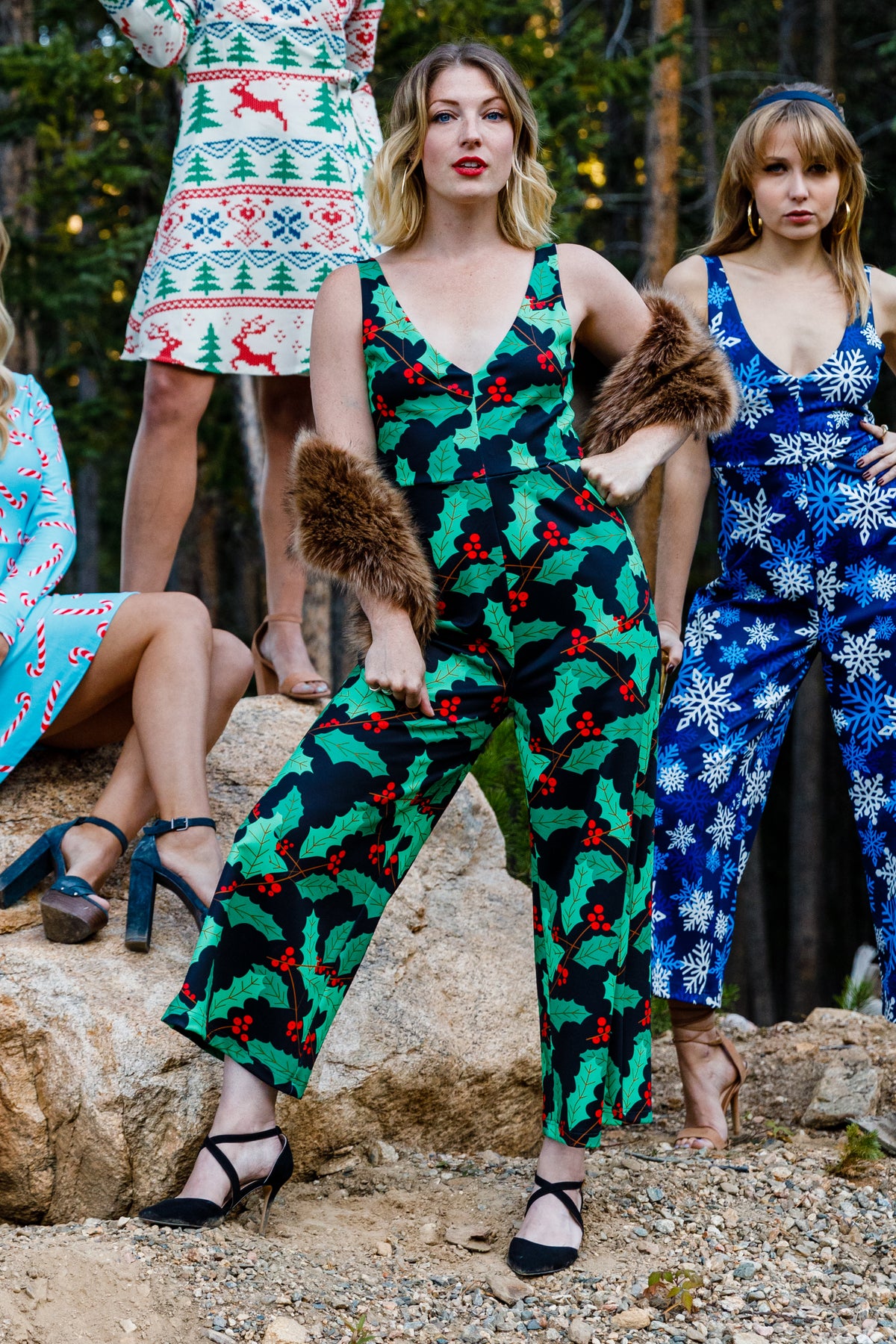 The Deck Yourselves | Mistletoe Christmas Jumpsuit - Shinesty